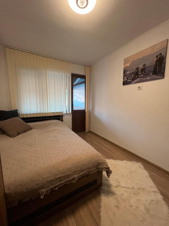Guest House Tanevi Dewin Exterior foto