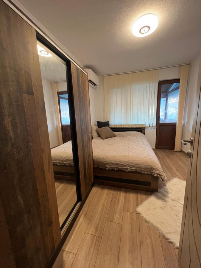 Guest House Tanevi Dewin Exterior foto
